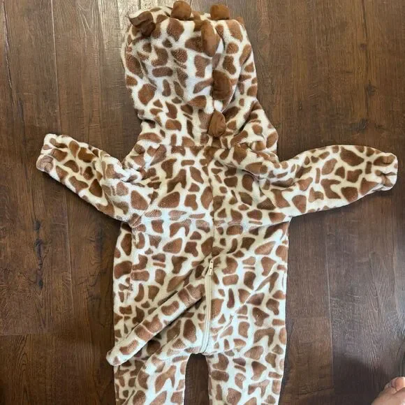 Giraffe Costume – Baby 9–12 Months – Soft Plush One-Piece - Picture 6 of 7